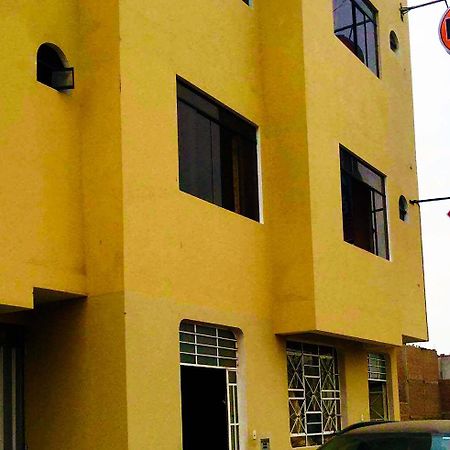 Hospedaje Luna Llena San Vicente de Canete Exterior photo