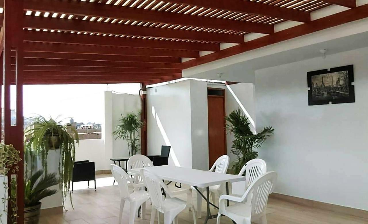 Hospedaje Luna Llena San Vicente de Canete Exterior photo