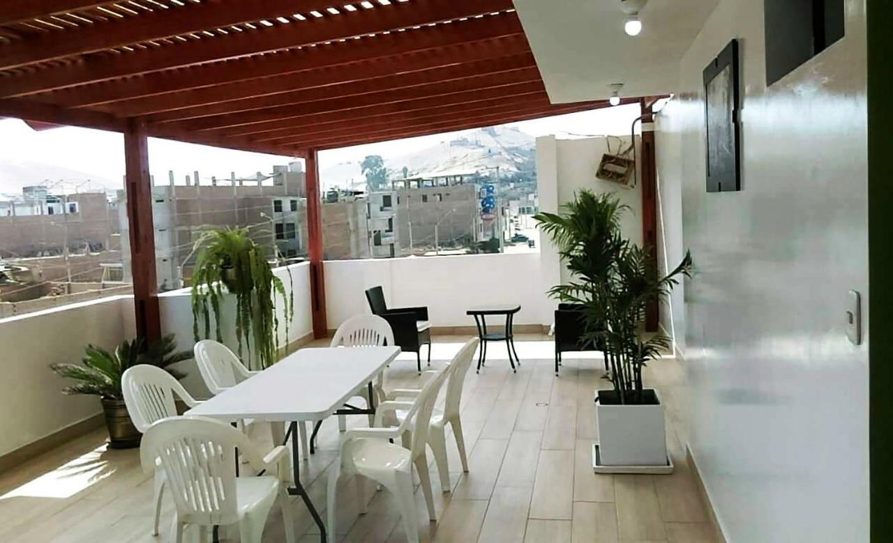 Hospedaje Luna Llena San Vicente de Canete Exterior photo
